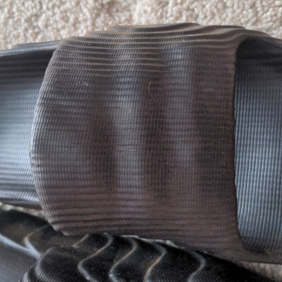 Slides - Picture 3 of 4